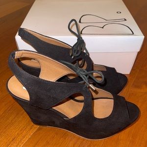 All Black Wedges BP. Brand New